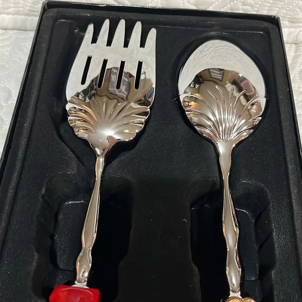 2‎ Saints fork and spoon holiday set, new